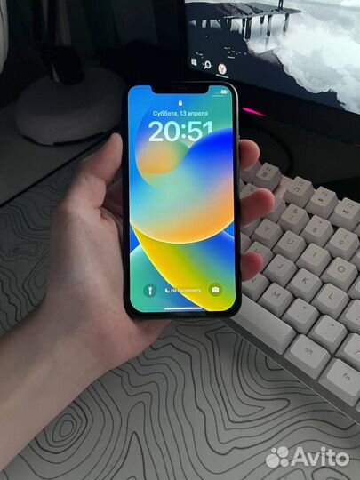 iPhone X, 64 ГБ