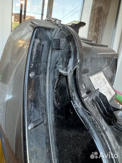 Фара правая Mercedes-Benz A213 906 66 01 kz