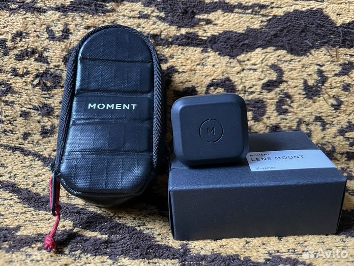 Объектив Moment + чехол + крепление