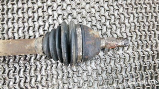 Привод передний правый peugeot 5008 (EEA12N101)