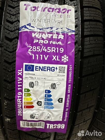 Tourador Winter Pro TSU1 255/50 R19 и 285/45 R19 106V