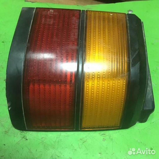 Фонарь задний правый Фольксваген Пассат Б3