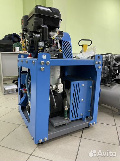 Винтовой бензиновый компрессор в наличии