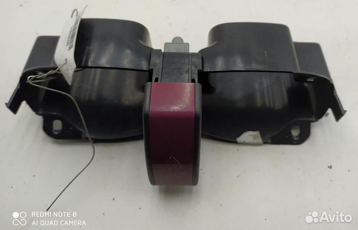 Кнопка аварийной сигнализации Opel Corsa C