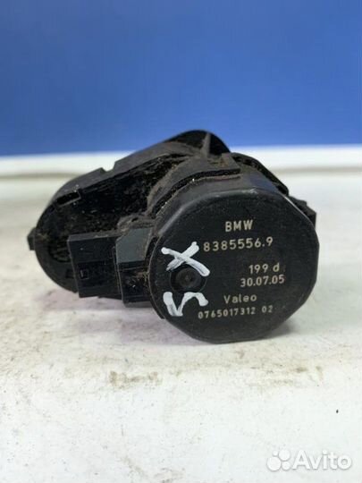 Моторчик заслонки печки Bmw X5 (E53)