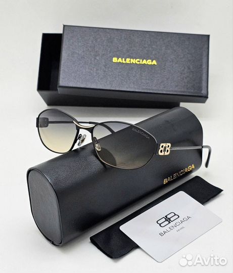 Солнцезащитные очки Balenciaga