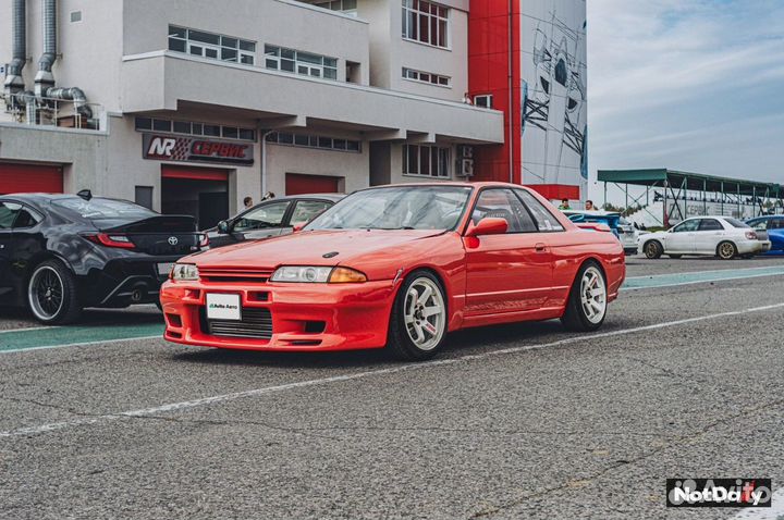 Nissan Skyline 2.0 МТ, 1992, 250 000 км