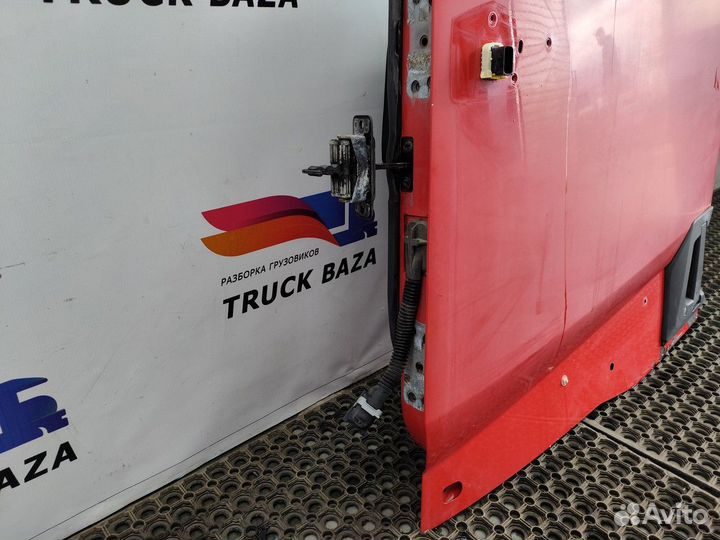 7482702620 Дверь передняя левая Renault T