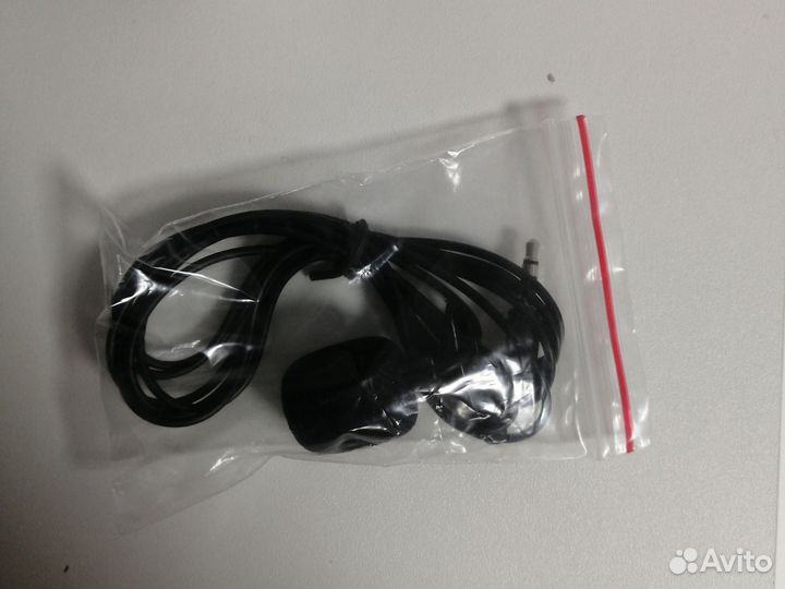 Петличный микрофон