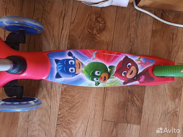 Самокат и беговел на год