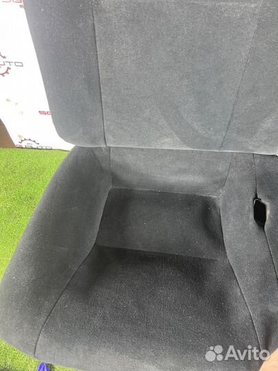 Сиденье заднее Toyota Celica ZZT231 2ZZ-GE 2003