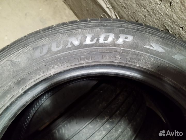 Dunlop Grandtrek ST30 235/55 R18