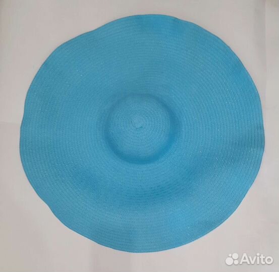 Шляпа с широкими полями