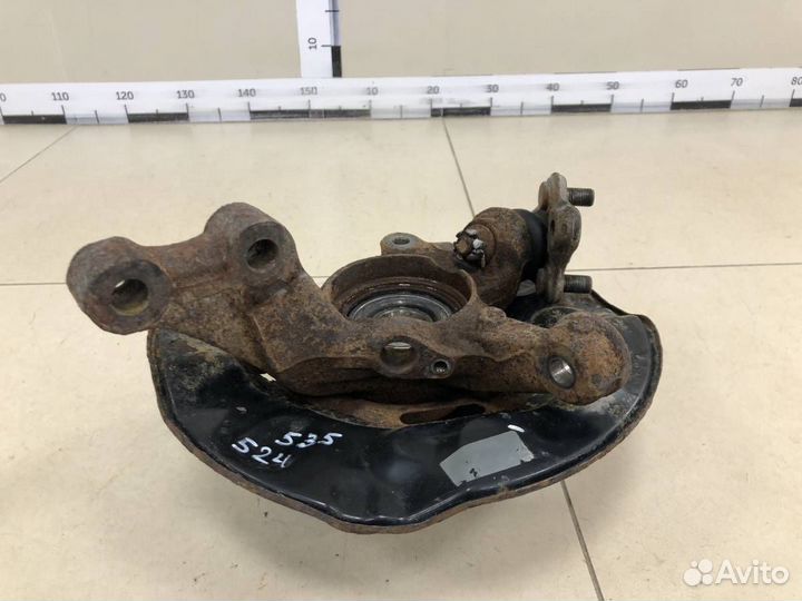 Кулак поворотный передний левый Toyota Corolla E12