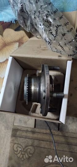 Задняя ступица lancer 9