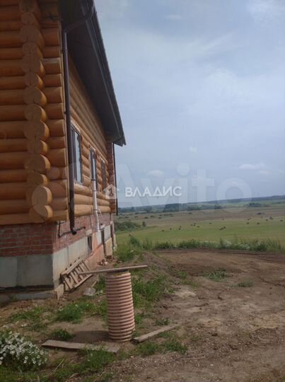 Дом 465 м² на участке 40 сот.