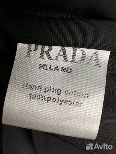 Пуховик женский Prada 48 размер