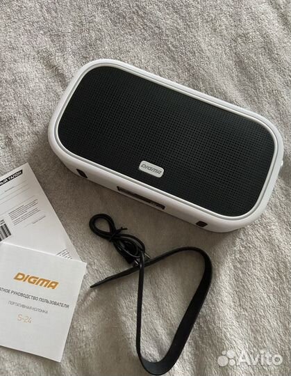 Колонка портативная S-24 USB 3000mA новая