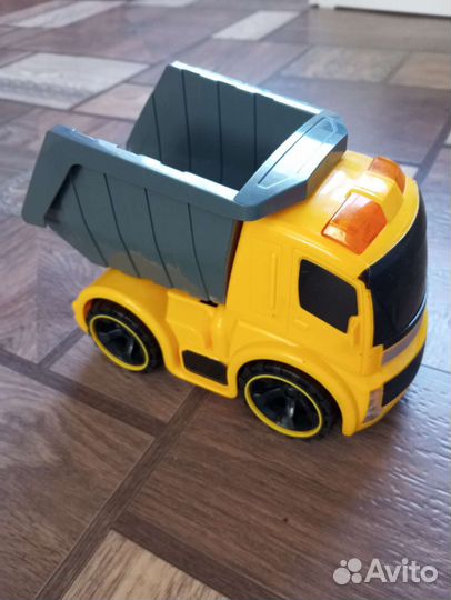 Игрушки