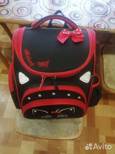 Рюкзак школьный для девочки 1 по 4 класс