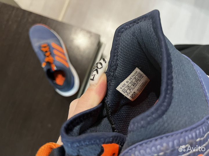 Кроссовки adidas