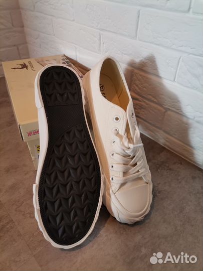 Кеды новые T.taccardi 37р