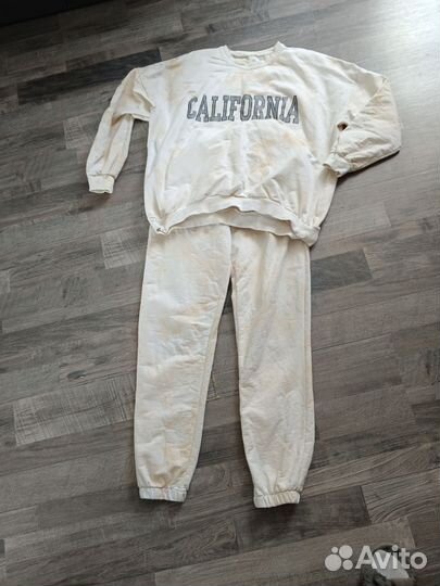 Спортивный костюм