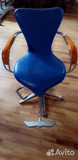 Парикмахерский стул