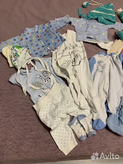 Продам детские вещи