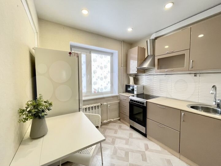 2-к. квартира, 55 м², 1/5 эт.