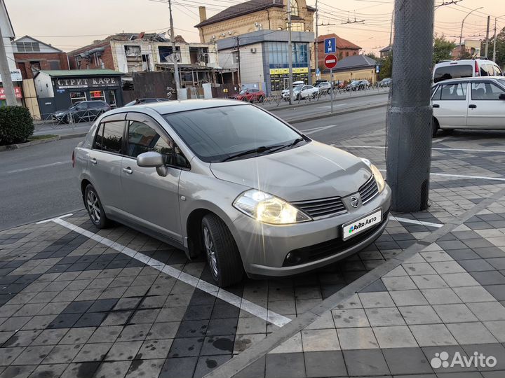 Nissan Tiida Latio 1.5 CVT, 2004, 199 000 км
