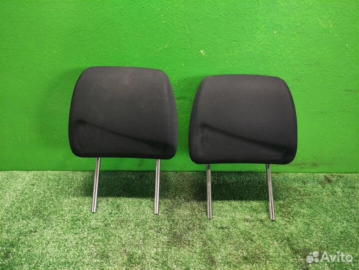 Подголовники комплект Mazda 3 (BK) 2005