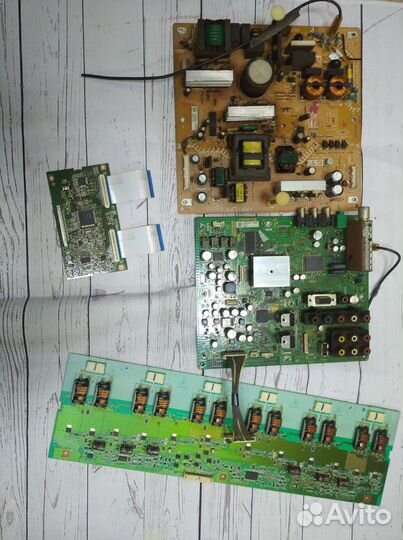 Main 1-878-659-11 и A1704563A / T-CON / Инвертор