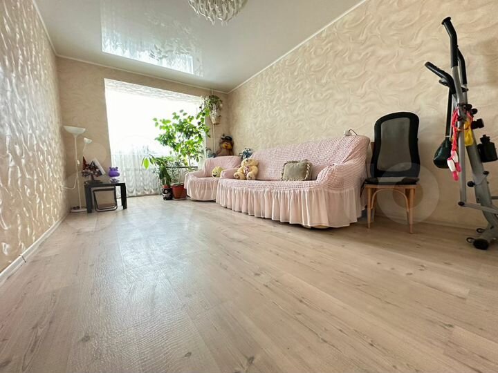 2-к. квартира, 62 м², 2/3 эт.