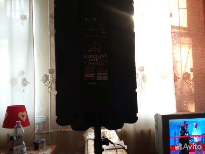 Продаётся аудио колонка со стойкой