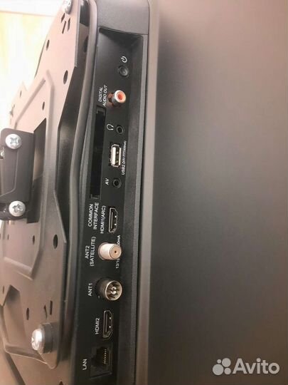 Телевизор smart tv 32 (новый)