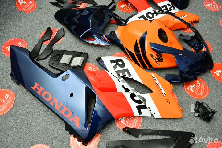 Honda CBR1000RR 2004 2005 04 05 пластик под ориг