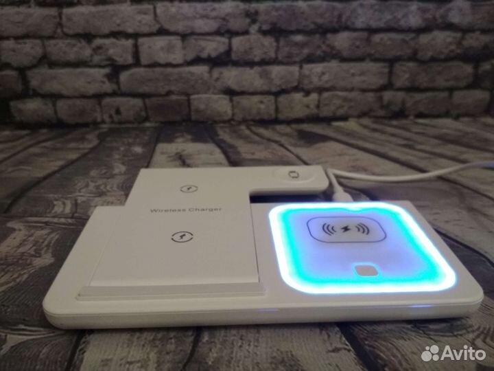 Беспроводная зарядка 3 в 1