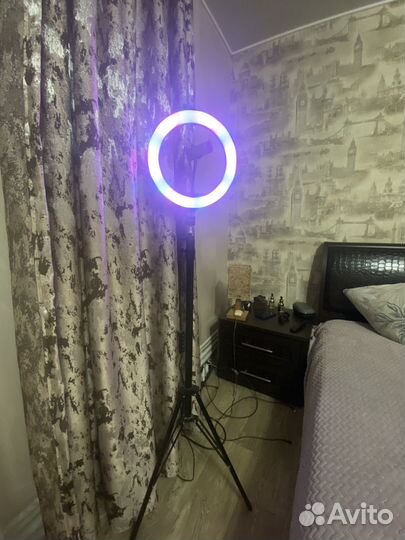 Кольцевая лампа