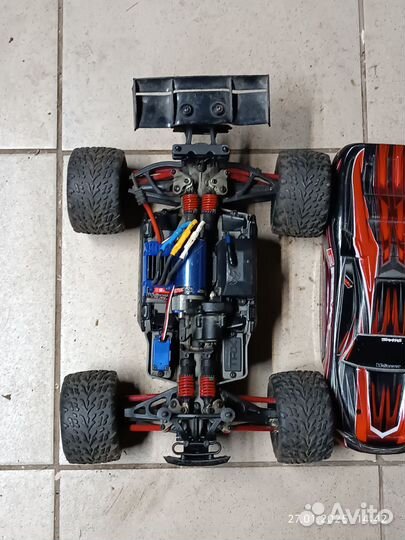 Traxxas e revo 1/16