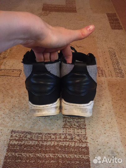 Ботинки на мальчика 36-37