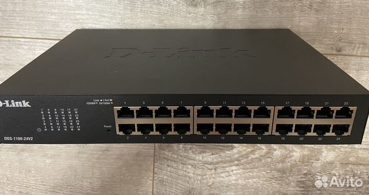 Коммутатор D-Link DGS-1100-24V2