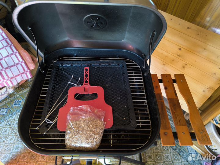 Гриль мангал барбекю на колесиках