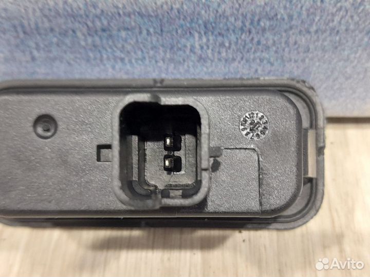 Кнопка багажника Renault megane 3