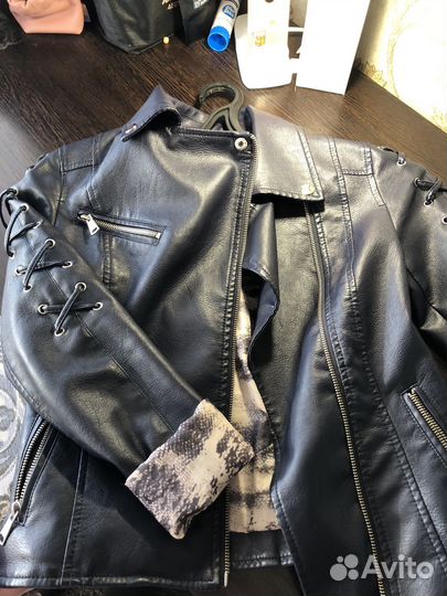 Куртка на девочку