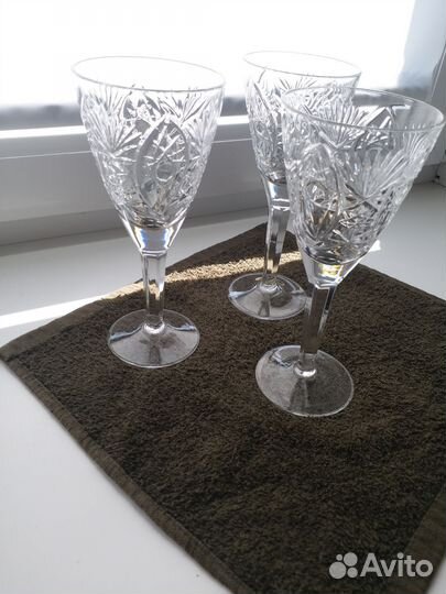 Хрустальные бокалы для шампанского