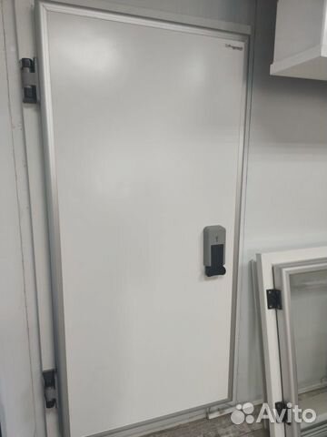 Дверь холодильная 900 х 1900 мм. Производитель