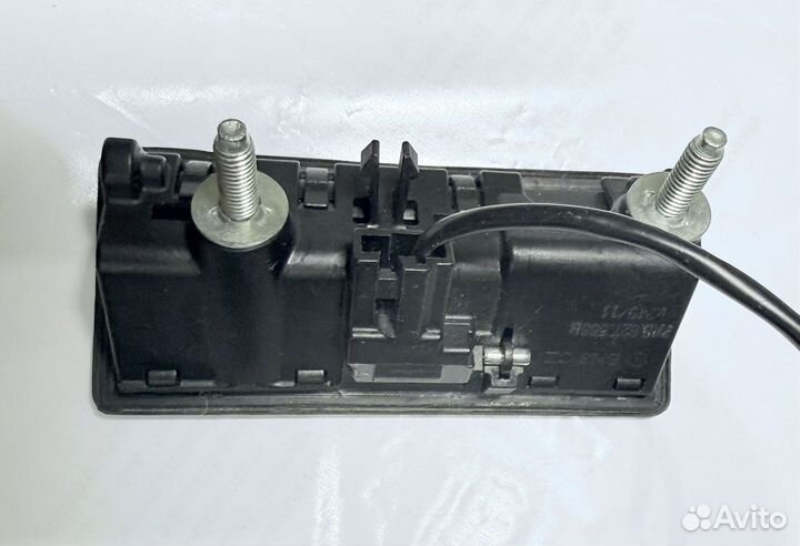 Кнопка открывания багажника на Porsche Cayenne 958