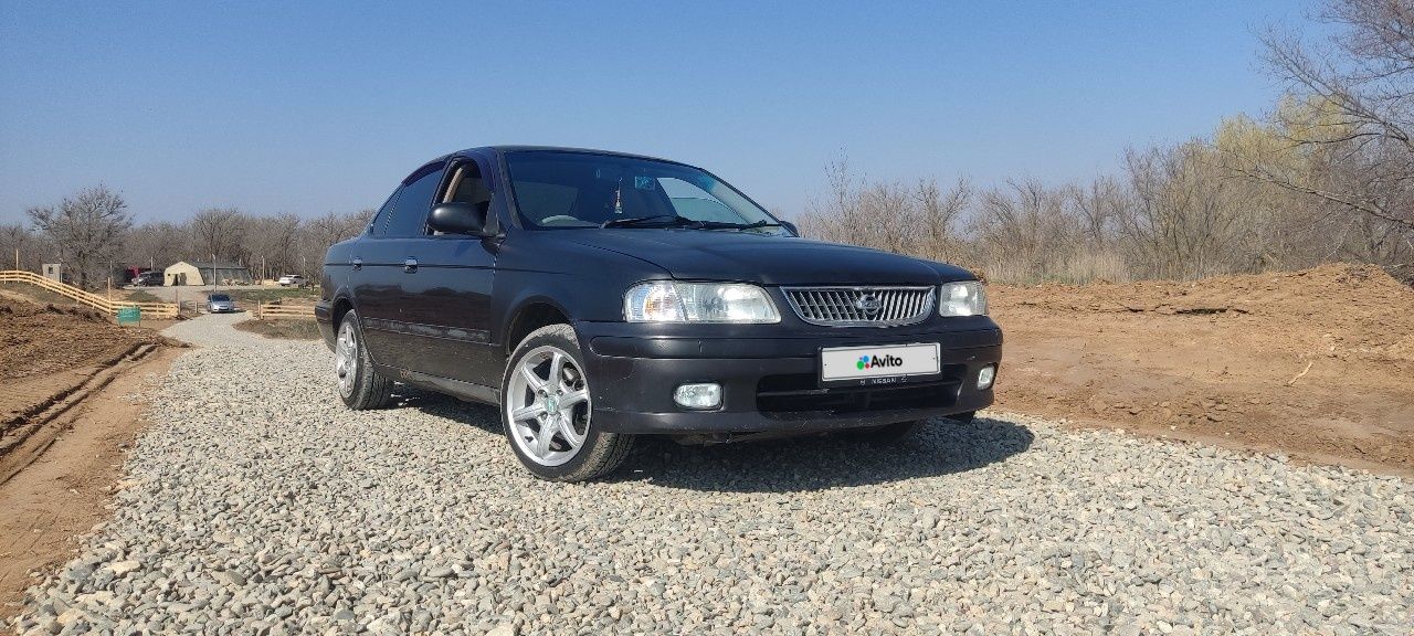 Nissan Sunny: фото владельца