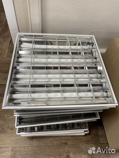 Светильник потолочный